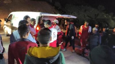 رئیس دانشگاه علوم پزشکی کرمان: نیمی از مصدومان حادثه دیروز واژگونی اتوبوس در استان کرمان ترخیص شده‌اند