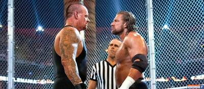 13 سال پیش در چنین روزی؛ نبرد تاریخی آندرتیکر و تریپل اچ در قفس جهنمی WWE - پارس فوتبال