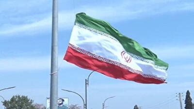 اهتزاز پرچم مقدس جمهوری اسلامی ایران در شهرهای گلستان
