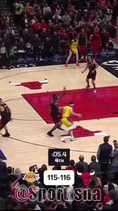 ببینید | ۱۲ ثانیه حیرت انگیز در بسکتبال NBA