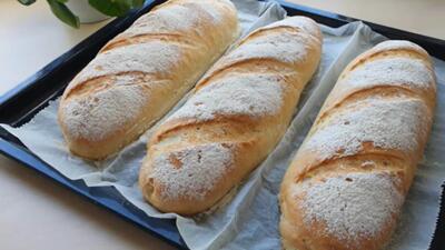 طرز تهیه بهترین و خوشمزه ترین نان باگت فرانسوی خانگی / با این روش دیگه خودت تو خونه نون بپز