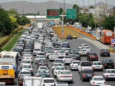 ترافیک سنگین در مسیرهای تفرجگاهی خراسان رضوی/ تردد خودروهای سنگین در استان ممنوع شد