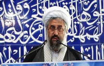 امام جمعه ملایر: با ناهیان از منکر برخورد قهری می‌شود اما با هنجارشکنان در آرامگاه فردوسی، تخت جمشید و حافظیه برخورد نمی‌شود