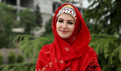 خاله شادونه با لباس عروس/ عکس