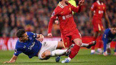 بهت لیورپولی‌ها: این خطا قرمز نداشت! (عکس)