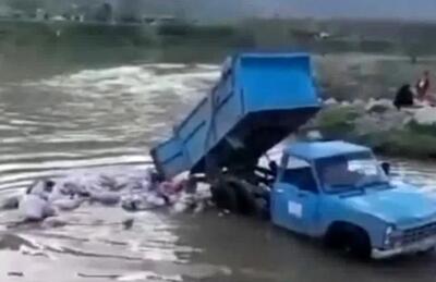 فاجعه زیست‌محیطی در کرمانشاه؛ برخورد قاطع با عاملان آلودگی رودخانه!