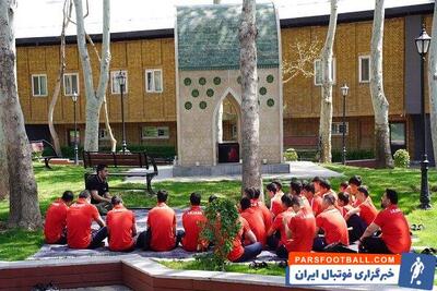دبیر: شهامت و جسارت از اصلی ترین نیازهای قهرمانی است - پارس فوتبال