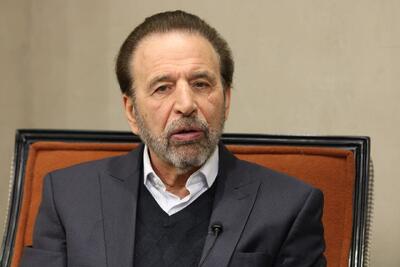 ویدیو / افشاگری واعظی در گفت و گو با «انتخاب»: گروه های خودی و حزب اللهی اعتراضات سال ۹۸ را شروع کردند / اینها حتی برخی از افرادی که در کرج زندان بودند را آورده بودند؛ بعدا [پس از بازداشت]، به آنها گفتند برای چه آمدید، گفتند ما نیامدیم خودتان به ما گفتید بیایید، حالا ما را انداختید اینجا