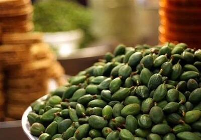 مصرف این چغاله بادام ها خطرناک است/ این علائم نشانه سمی بودن است!