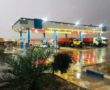 آتش‌سوزی در جایگاه سوخت فاطمیه در محور آبادان به بندر امام مهار شد