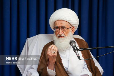 مسوولان باید تمام توان خود را برای رفع معضلات اقتصادی مردم بکار گیرند