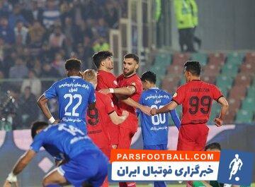 کامبک تراکتور در نیمه اول مقابل استقلال - پارس فوتبال