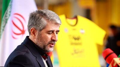 بن یدر نیامده دردسر شد/ احضار مدیرعامل باشگاه سپاهان به دلیل جذب بن یدر