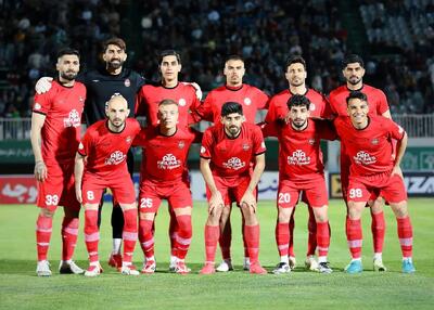 استقلال رسید، تراکتور در ترافیک!