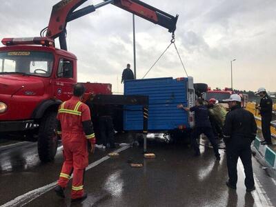 واژگونی مرگبار نیسان در بزرگراه باکری