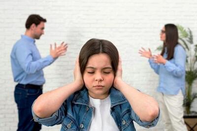 چرا اعضای خانواده ها از هم دور میشوند؟