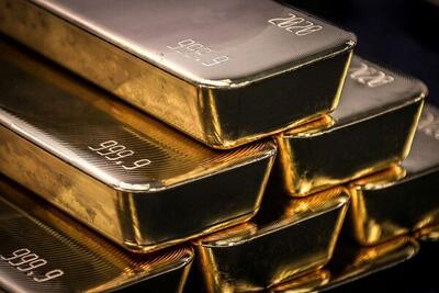 طلای جهانی عقب‌نشینی کرد