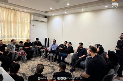 حضور گل محمدی در منزل پیشکسوت فقید فوتسال
