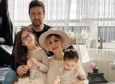 مقایسه جذاب کودکی شاهرخ استخری با دخترانش در قاب‌های خانوادگی!