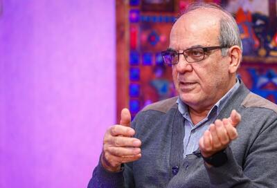 عباس عبدی: باید از جنگ پرهیز شود؛ به استقبال جنگ برویم مردم همراهی نمی‌کنند