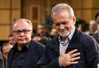 نمونه مشابه اقدام پزشکیان در تاریخ انقلاب چه بود ؟ | انتقاد خاص فعال سیاسی اصلاح طلب از پزشکیان
