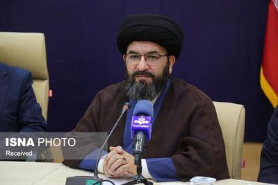 فقط اجرای آیین‌نامه‌ها برای تحقق شعار سال کافی نیست