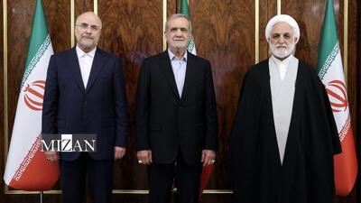 نشست مشترک سران سه قوه؛ تاکید بر بسیج همه ظرفیت‌ها و امکانات در راستای تحقق شعار سال