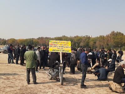رئیس اتاق اصناف کشاورزی اصفهان: امروز کشاورزان اصفهان هیچ‌گونه تجمعی نخواهند داشت / هرگونه اطلاعیه و بیانیه از جانب اتاق اصناف کشاورزی را تکذیب می‌کنم - پایگاه خبری مدارا