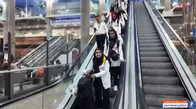 کلیپی از اعزام کاروان دانش‌آموزی ایران برای حضور در المپیک - پارس فوتبال