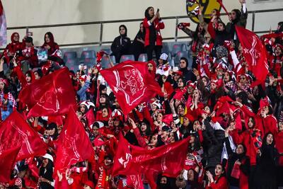 هواداران بانوی پرسپولیس هنوز سکوها تکمیل نکرده‌اند - پارس فوتبال