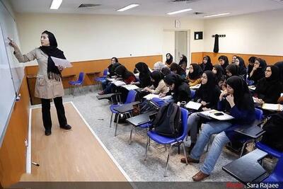 امکان داشتن تلفن همراه در امتحانات