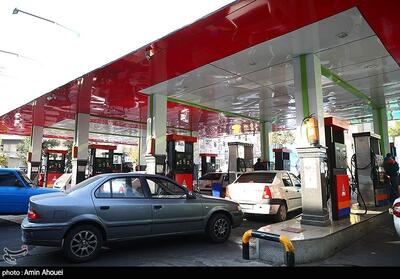 ثبت رکورد بی‌سابقه مصرف 2.7 میلیارد لیتر بنزین در نوروز 1404 - تسنیم