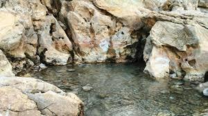 بارش باران سد خاکی روستای غلامویس زنجان را پرآب کرد