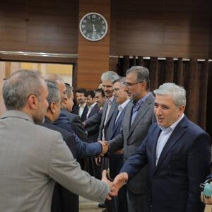 دیدار نوروزی کارکنان و مدیران گروه مالی اقتصادنوین با مدیرعامل و هیئت مدیره بانک