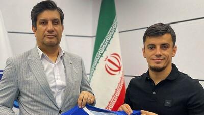 پرونده شکایت بازیکن جنجالی استقلال در فیفا بسته شد؟
