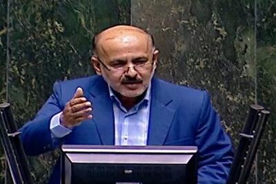 زارع: موانع سرمایه گذاری برای تولید برداشته شود