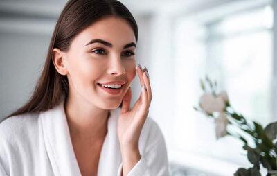 چگونه پوستی صاف و زیبا داشته باشیم؟