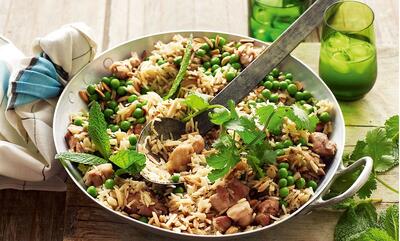 طرز تهیه پلو چغاله بادام با مرغ؛ غذایی متفاوت برای بهار