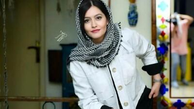 پردیس احمدیه با ژست یوگا در حال و هوای بهاری!