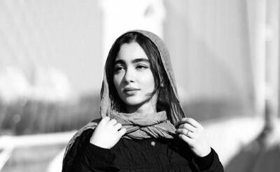 قاب دو نفره نیکا و عمو ارسطور در پشت صحنه سریال پایتخت + عکس - سبک ایده آل
