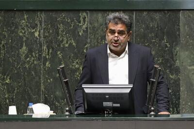 نیمی از سرمایه مورد نیاز رشد اقتصادی از طریق پس‌انداز مردم قابل تأمین است