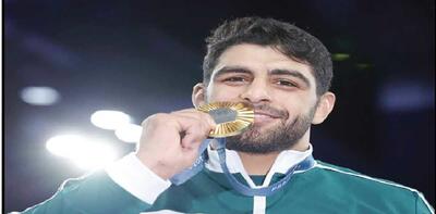 این مرد نمی‌بازد