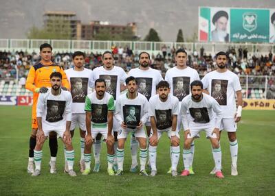 بازیکنان خیبر به یاد هوادار نونهال (عکس)