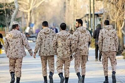 حقوق سربازان افزایش یافت/سربازان متاهل چقدر حقوق می‌گیرند؟