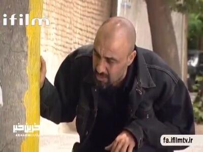 برو مزاحم نشو!