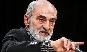 اعتراض تند روزنامه اصلاح‌طلب به شریعتمداری به دلیل پیشنهاد ترور ترامپ؛ کیهان به ایران‌هراسان پاس گل داد