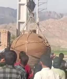 خمره کشف‌شده در ارسنجان به تخت جمشید منتقل شد