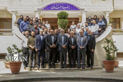 دیدار نوروزی رئیس فرهنگستان زبان و ادب فارسی با همکاران بنیاد سعدی