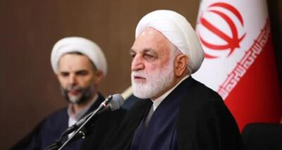 میان فردِ مفسد و خطاکار و با فردِ زمین‌خورده تفاوت قائل شد/ همه قوا در پیاده‌سازی «سرمایه‌گذاری در تولید» مسئول هستند