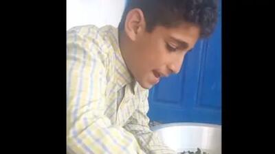 فیلم آواز باشکوه و آواز احساسی پسر  شمالی / صدای سوزناکش گریه مادرش را درآورد !